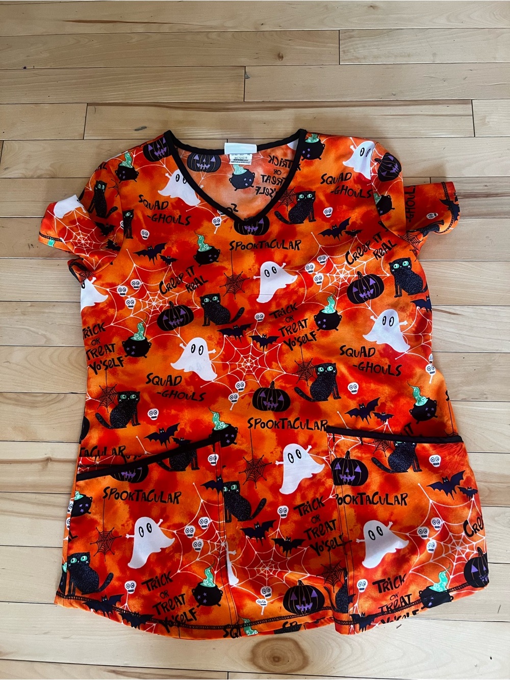 Scrubstar Orange Halloween-Print Medical Scrub Top size S